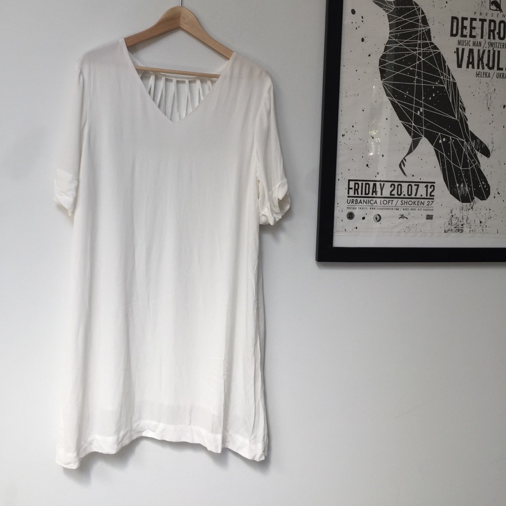 G X F Rayon Cutout Detail Sheath Dress - Picture 3 of 8